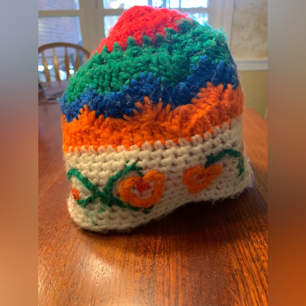 1960s Sally Gee Crocheted Beanie